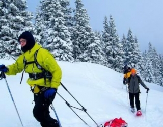  Excursión con raquetas de nieve por un día 